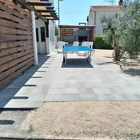 Apartamento Sjor 2 Bdr W Grill Zadar